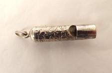 Sifflet miniature breloque d'occasion  Tréguier