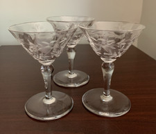 Set three vintage for sale  Trumbull