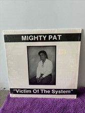 Usado, RARE LP MIGHTY PAT VICTIM OF THE SYSTEM PRIVATE PRESSING PRISTINE MINT! comprar usado Usado, RARE LP MIGHTY PAT VICTIM OF THE SYSTEM PRIVATE PRESSING PRISTINE MINT! comprar usado  Enviando para Brazil