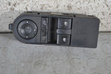 68273 pulsantiera alzacristall usato  Roma