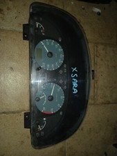 Quadro strumenti contachilomet usato  Castellana Grotte