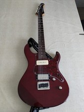 Chitarra elettrica yamaha usato  Forgaria nel Friuli