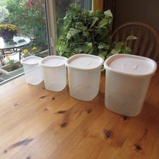 Set rubbermaid servin for sale  Littleton