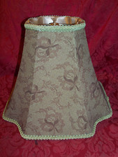 Abajur de seda marrom floral 8 lados acabamento dourado, 2 DISPONÍVEIS @ ANÚNCIO comprar usado  Enviando para Brazil
