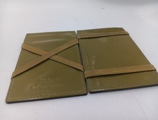 Carteira mágica J Crew couro elástico porta-dinheiro 4 compartimentos para cartões nunca usada comprar usado Carteira mágica J Crew couro elástico porta-dinheiro 4 compartimentos para cartões nunca usada comprar usado  Enviando para Brazil