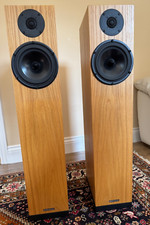 Spendor speakers oak for sale  SAXMUNDHAM