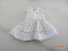 Robe blanche vintage d'occasion  Élancourt