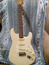 Fender stratocaster serial d'occasion  Expédié en Belgium