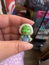Boneco HATCHIMALS COLLEGGTIBLES TEMPORADA Verde ALLIGOO JACARÉ Fofo (A) comprar usado  Enviando para Brazil