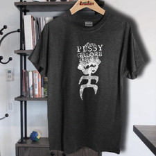 Camiseta Pussy Galore camiseta manga curta preta, usado comprar usado  Enviando para Brazil