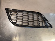 Grille calandre pare d'occasion  Plénée-Jugon