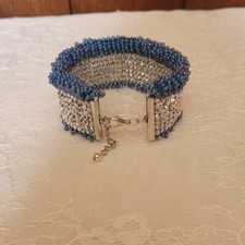 Bracelet perle rocaille d'occasion  Saint-Yorre