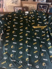 Blusa esfoliante Green Bay Packers NFL Team feminina enfermeira anúncio pequeno muito levemente usada gola V comprar usado  Enviando para Brazil