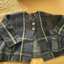 Gently used sweater d'occasion  Expédié en Belgium