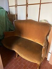 Divanetto posti velluto usato Divanetto posti velluto usato  Prato