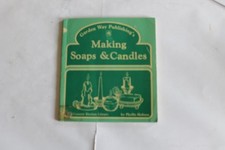 MAKING SOAPS AND CANDLES (THE COUNTRY KITCHEN LIBRARY) By Phyllis Hobson *VG+* segunda mano  Embacar hacia Mexico