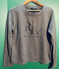 Moletom Ralph Lauren etiqueta verde pequeno cinza algodão logotipo RL vintage limpo casual comprar usado Moletom Ralph Lauren etiqueta verde pequeno cinza algodão logotipo RL vintage limpo casual comprar usado  Enviando para Brazil