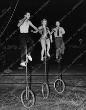 45bx06 074 circus for sale  USA
