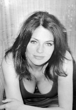 Jacqueline bisset guardando usato  Spedire a Italy