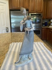 Lladro 4701 mother for sale  Trenton
