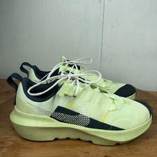 Nike shoes boys for sale  Seekonk
