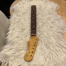 Fender Japan Stratocaster St62 pescoço tratado como lixo comprar usado  Enviando para Brazil