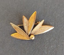 Broche ancienne art d'occasion  Mervans