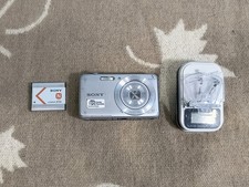 Câmera Digital Sony Cyber-shot DSC-W710 16.1MP - Prata Totalmente Funcionando Boa Forma, usado comprar usado Câmera Digital Sony Cyber-shot DSC-W710 16.1MP - Prata Totalmente Funcionando Boa Forma, usado comprar usado  Enviando para Brazil