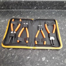 Umi. 4pc circlip for sale  KEIGHLEY