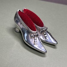 Almofada de broche de sapato duplo antiga - L&S 1905 - combi, usado comprar usado Almofada de broche de sapato duplo antiga - L&S 1905 - combi, usado comprar usado  Enviando para Brazil