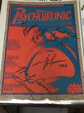 Página de revista assinada pelos Ramones 1990 JOEY JOHNNY MARKY CJ comprar usado  Enviando para Brazil