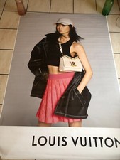 Affiche louis vuitton d'occasion  Combs-la-Ville