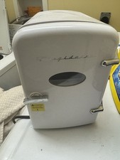Frigidaire mini fridge for sale  Hazard