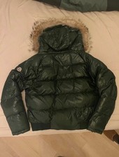 Piumino moncler uomo usato  Monopoli