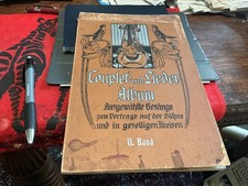 Couplet- und Liederalbum: c1900 Alemão Cantando Textos Acompanhamento de Piano, usado comprar usado Couplet- und Liederalbum: c1900 Alemão Cantando Textos Acompanhamento de Piano, usado comprar usado  Enviando para Brazil