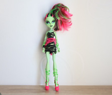 Monster high venus d'occasion  Talmont-Saint-Hilaire
