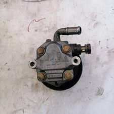 8d0145156t pompa servosterzo usato  Italia