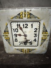 Ancienne pendule publicitaire d'occasion  Vars