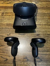 Fone de Ouvido Oculus Rift S VR Completo com Fone de Ouvido, Controles, Caixa, Documentação comprar usado  Enviando para Brazil