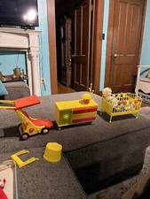 Acessórios de leitura para carrinho de boneca roupas extras Suzy fofo cômoda e casaco rack, usado comprar usado  Enviando para Brazil