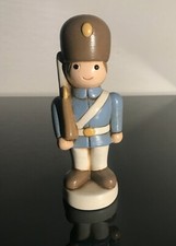 Egan statuina ceramica usato  Novara