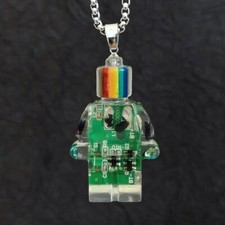 Lixo eletrônico upcycle Resina Colar Pingente Robô de minifiguras Presente Divertido Verde comprar usado  Enviando para Brazil