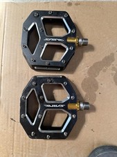flat mountain pedals bike for sale flat mountain pedals bike for sale GOSPORT