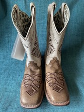 Women laredo kite for sale  Loves Park