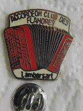 Pin accordeon club d'occasion  Eu