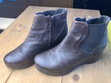 Stivaletti pelle marrone usato Stivaletti pelle marrone usato  Torino