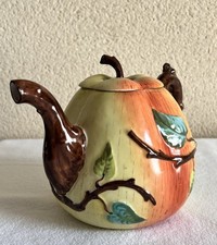 Porcelain teapot fruit d'occasion  Expédié en Belgium