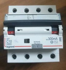 Disjoncteur differentiel tetra d'occasion  Rosheim