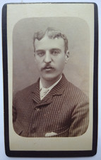 Retrato de bigode jovem bonito CDV, usado comprar usado  Enviando para Brazil