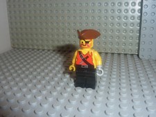 Personnage lego pirates d'occasion Personnage lego pirates d'occasion  La Rivière-de-Corps